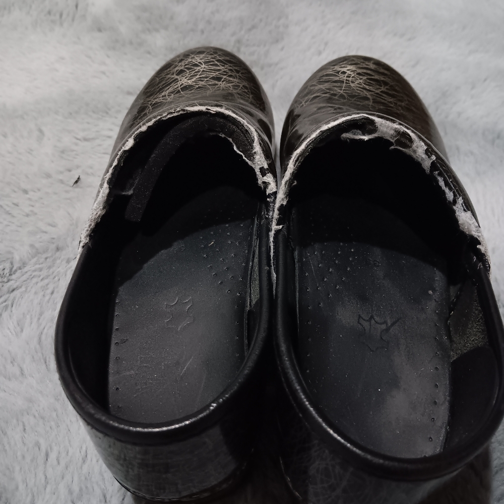 Danskos - Picture 2 of 4